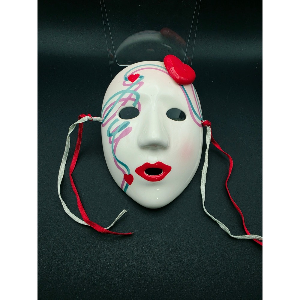 Vintage 1985 Vandor Pelzman Designs Ceramic Face Mask Wall Art Heart Ribbon 80s